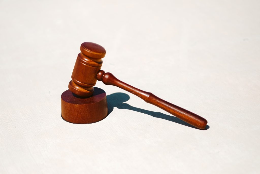 Porto Seguro amplia cobertura do seguro garantia judicial para todo o Brasil / Foto: Tingey Injury Law Firm / Unsplash Images